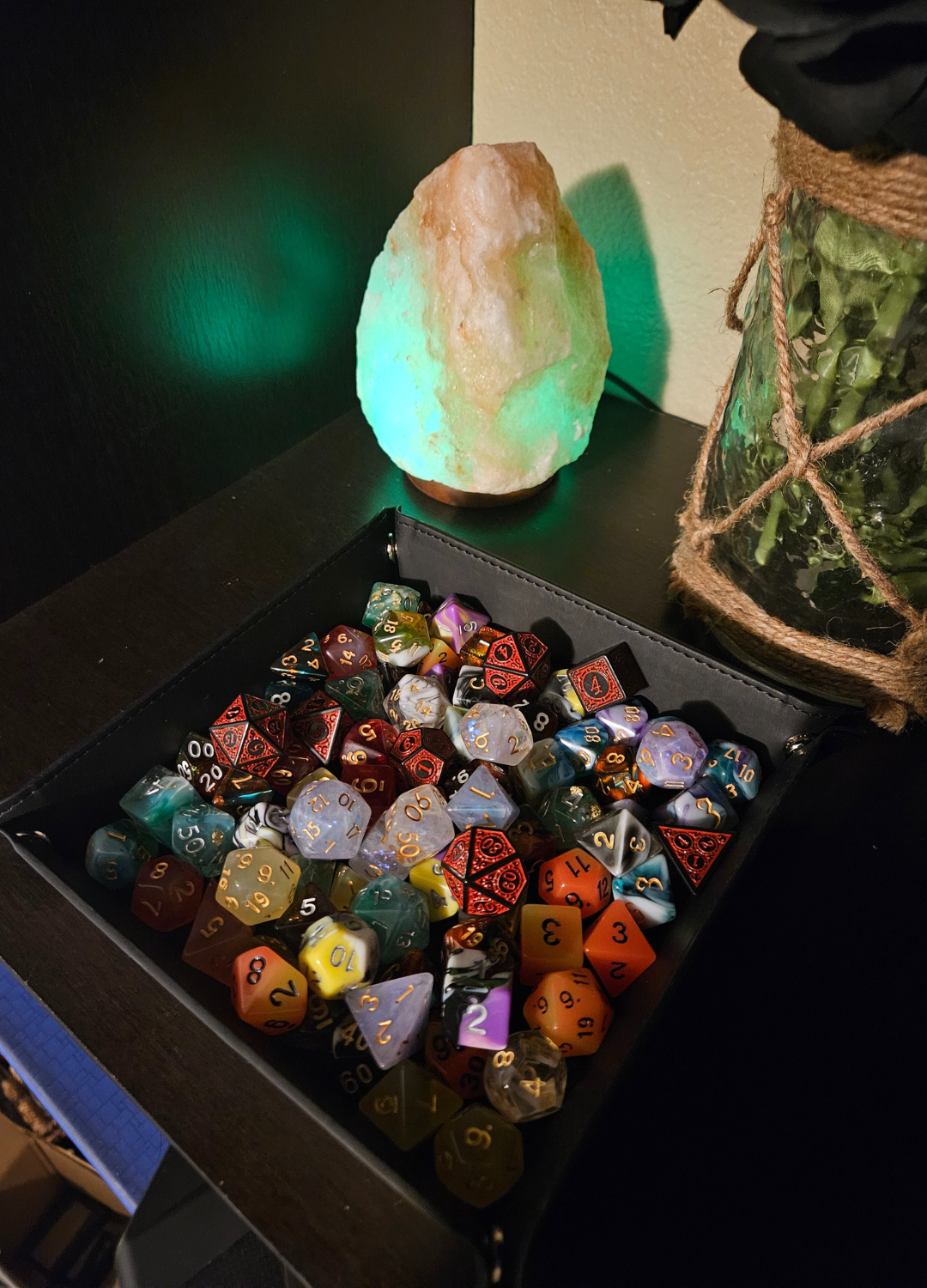 $1 dice with Sub to Journeys Outside the Keep (Newsletter and Discount on Dice)